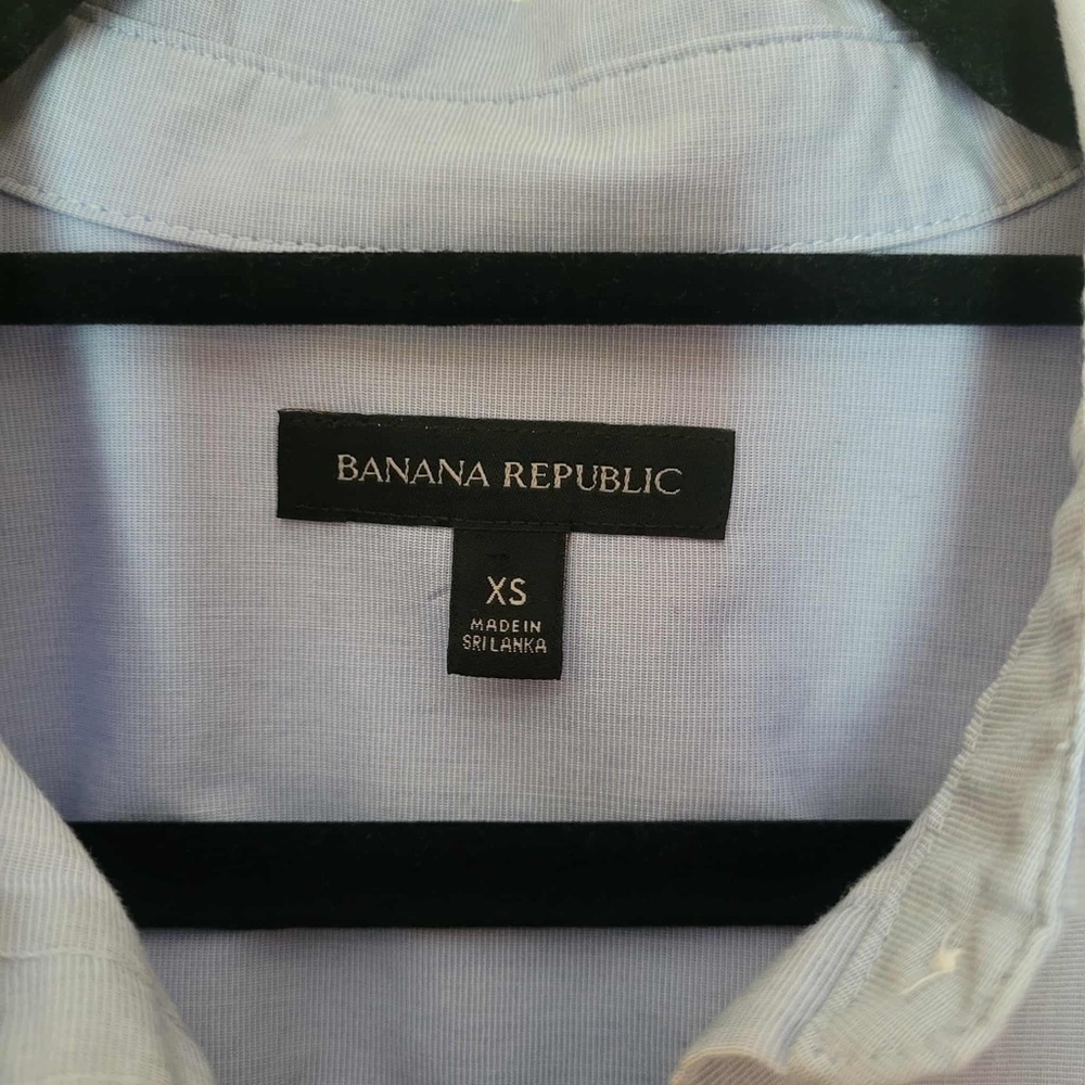 Banana Republic Light Blue Button-Up Shirt - Picture 3 of 5